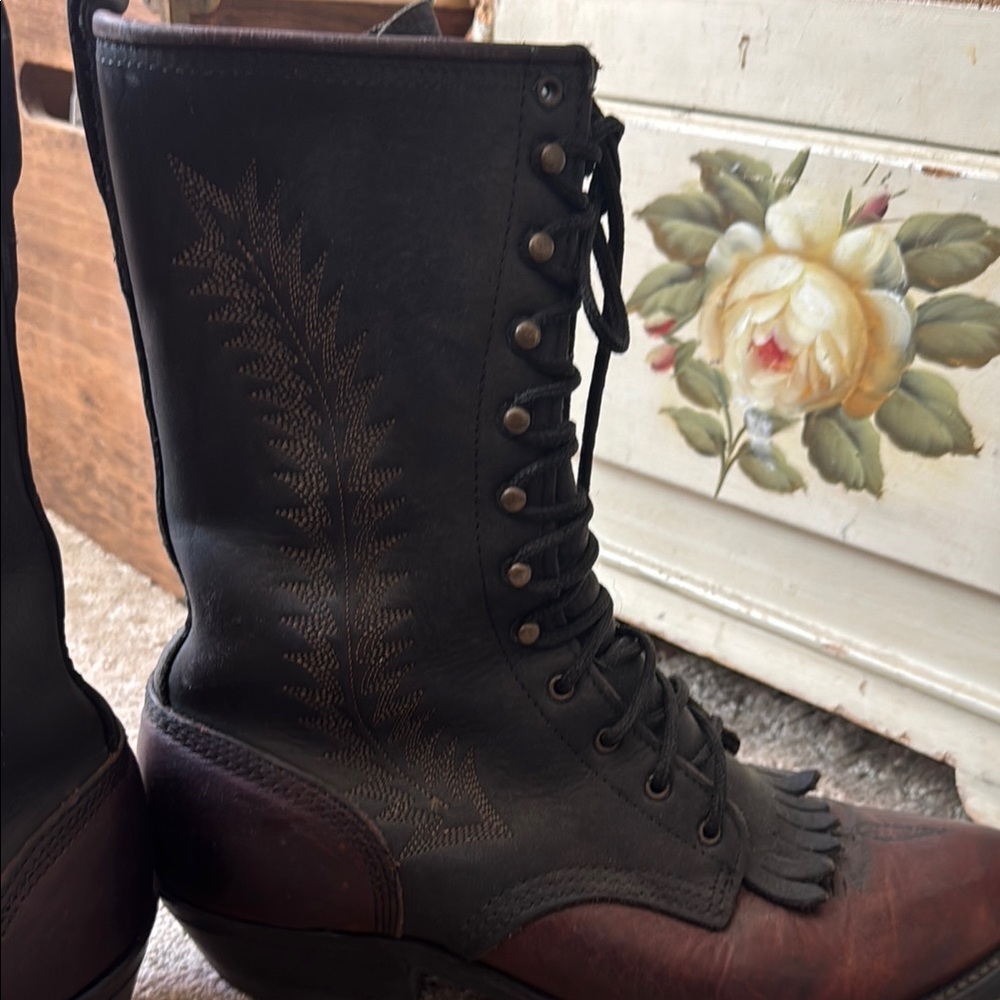 Women’s vintage Black and Brown Leather riding boots